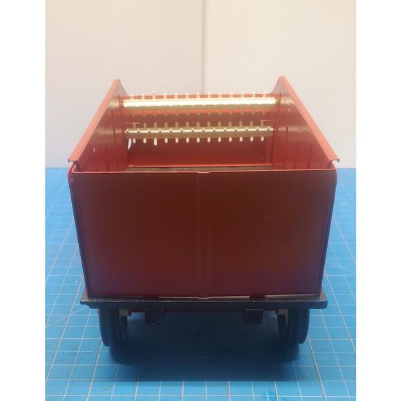 Ertl Red IH Forage Wagon 1/16 Custom - Picture 4 of 7